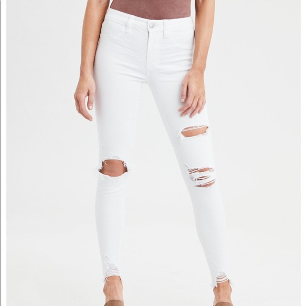 American eagle white ripped jeans